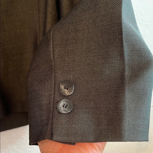 Kasper Gray Double-Breasted Blazer with Notched Lapels - Picture 12 of 16